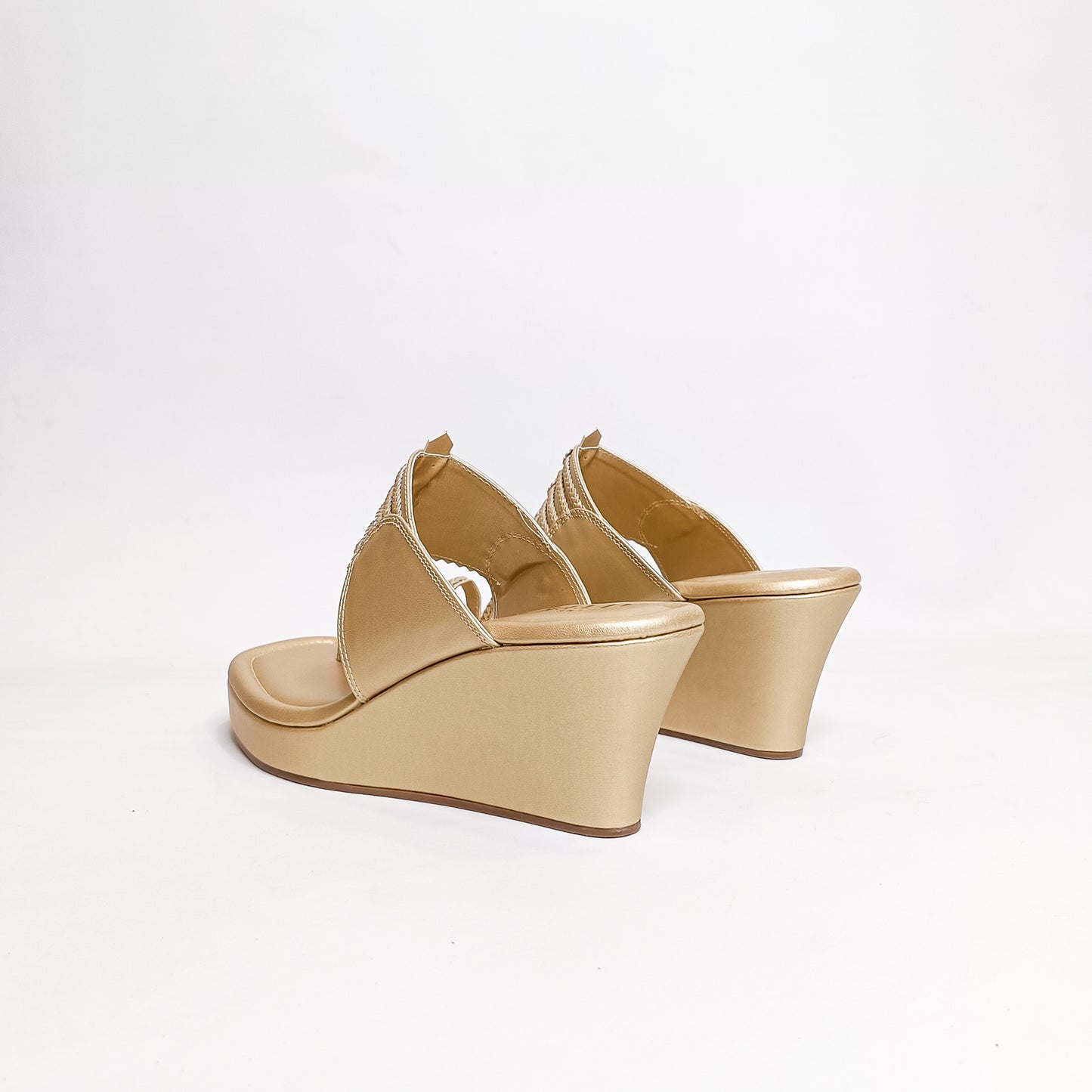 T shaped Kohla Wedges