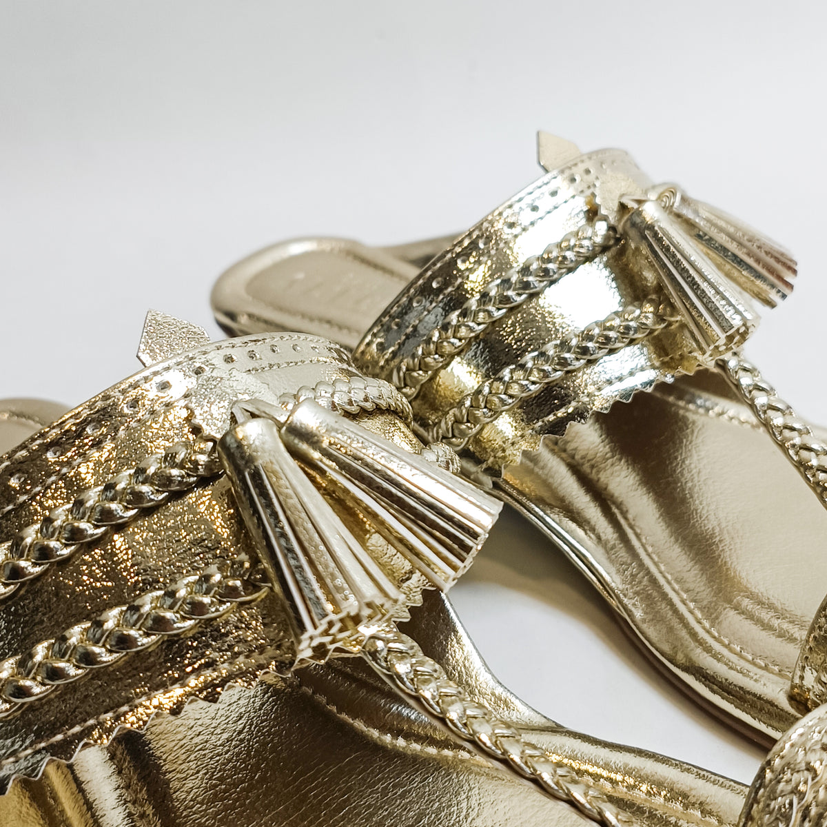 Tassel Kohla Flats