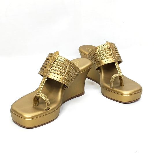 Antique Gold Kohla Wedges