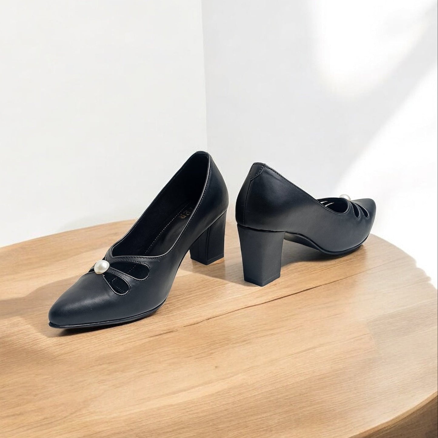 Cutwork Pearl Pumps